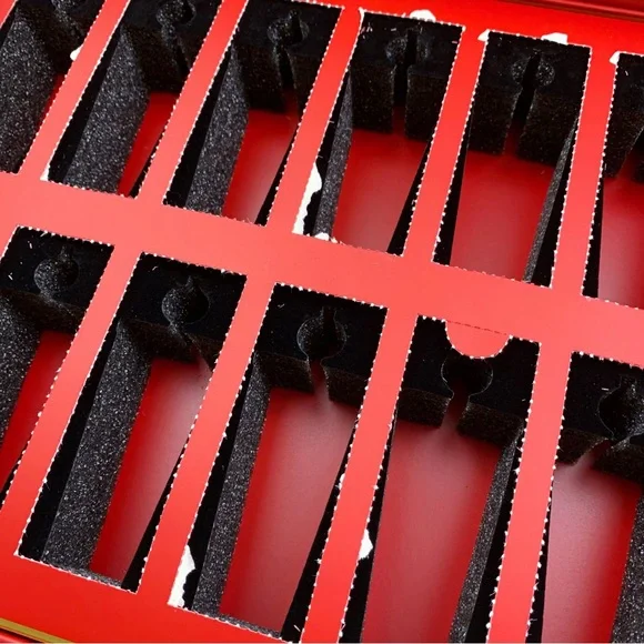 Starbucks BOX ONLY Studded Keychain Ornament Overseas China 2022 Advent Calendar - Picture 6 of 9